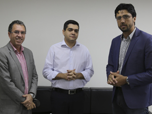 AGM discute com o Governo Estadual a execução o Programa Goiás na Frente