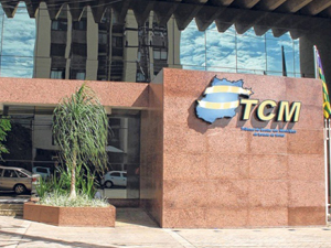 ?AGM orienta prefeitos para cumprimento de prazos junto ao TCM