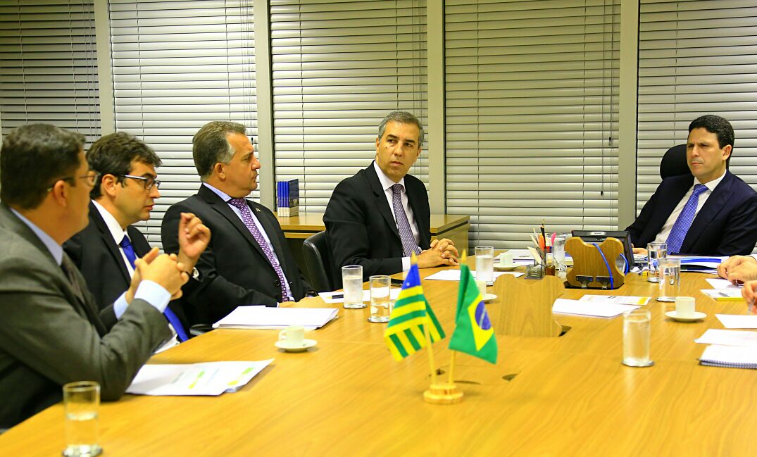 Presidente da AGM acompanha governador em visita à Brasília