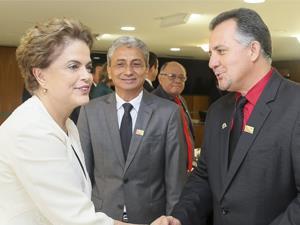 Presidente da AGM participa de reunião no Palácio do Planalto